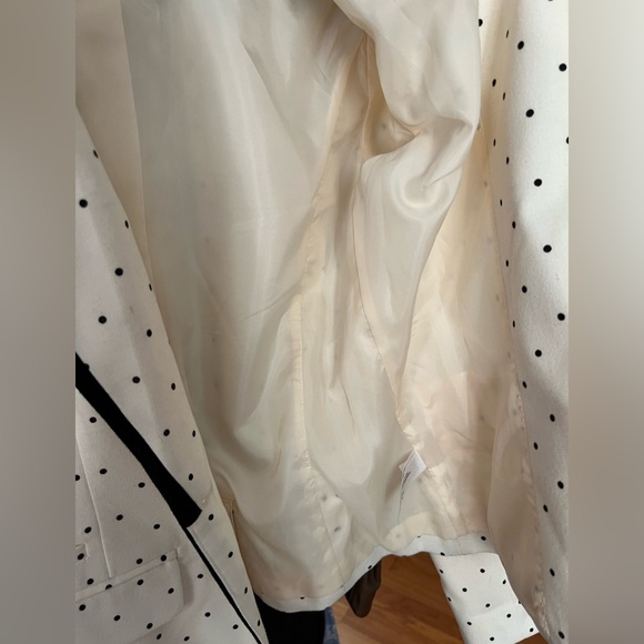 Cream and black polka dot blazer with piping and gold buttons. Size 4. - Picture 14 of 16